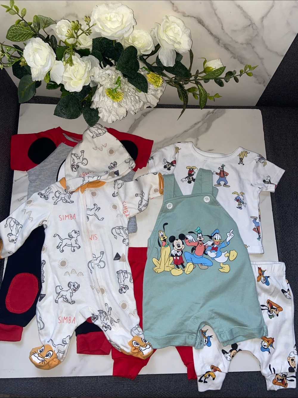Disney Baby Bundle Mickey & Friends  Sets Size New Born and 3-6M